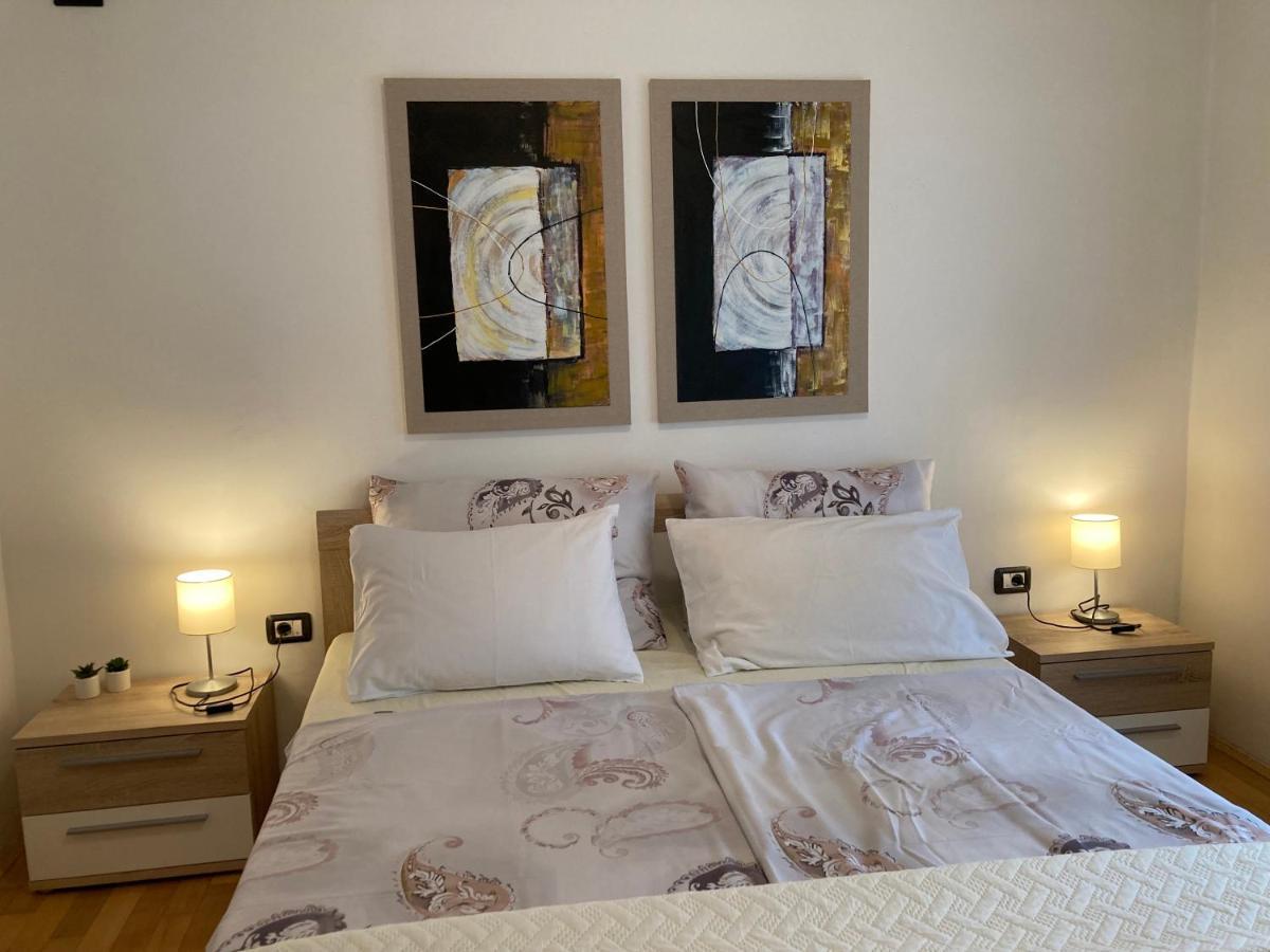 Apartments Bonvenon2Center 普拉 外观 照片